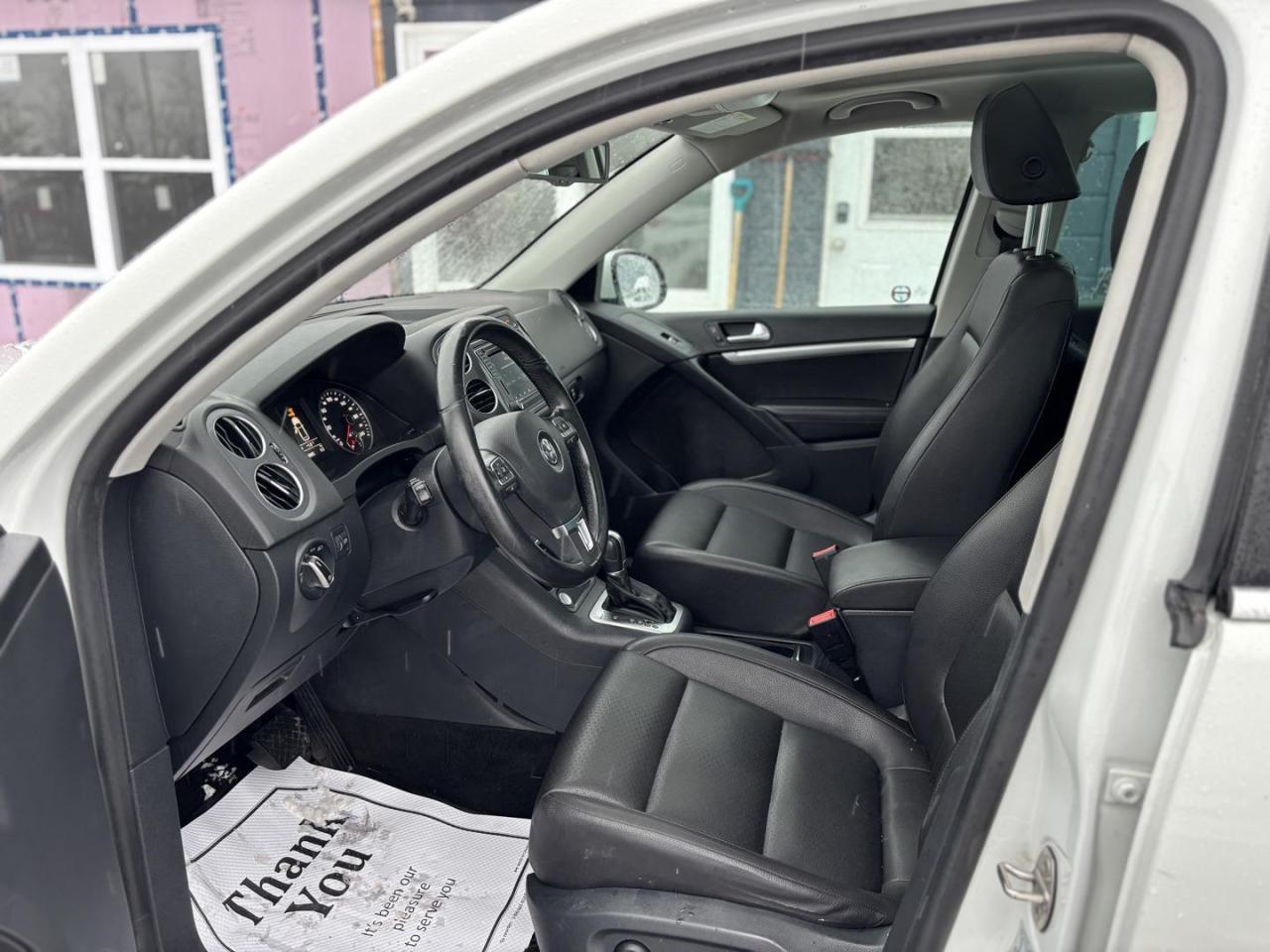 2017 Volkswagen Tiguan Comfortline 4dr All-wheel Drive 4MOTION Photo