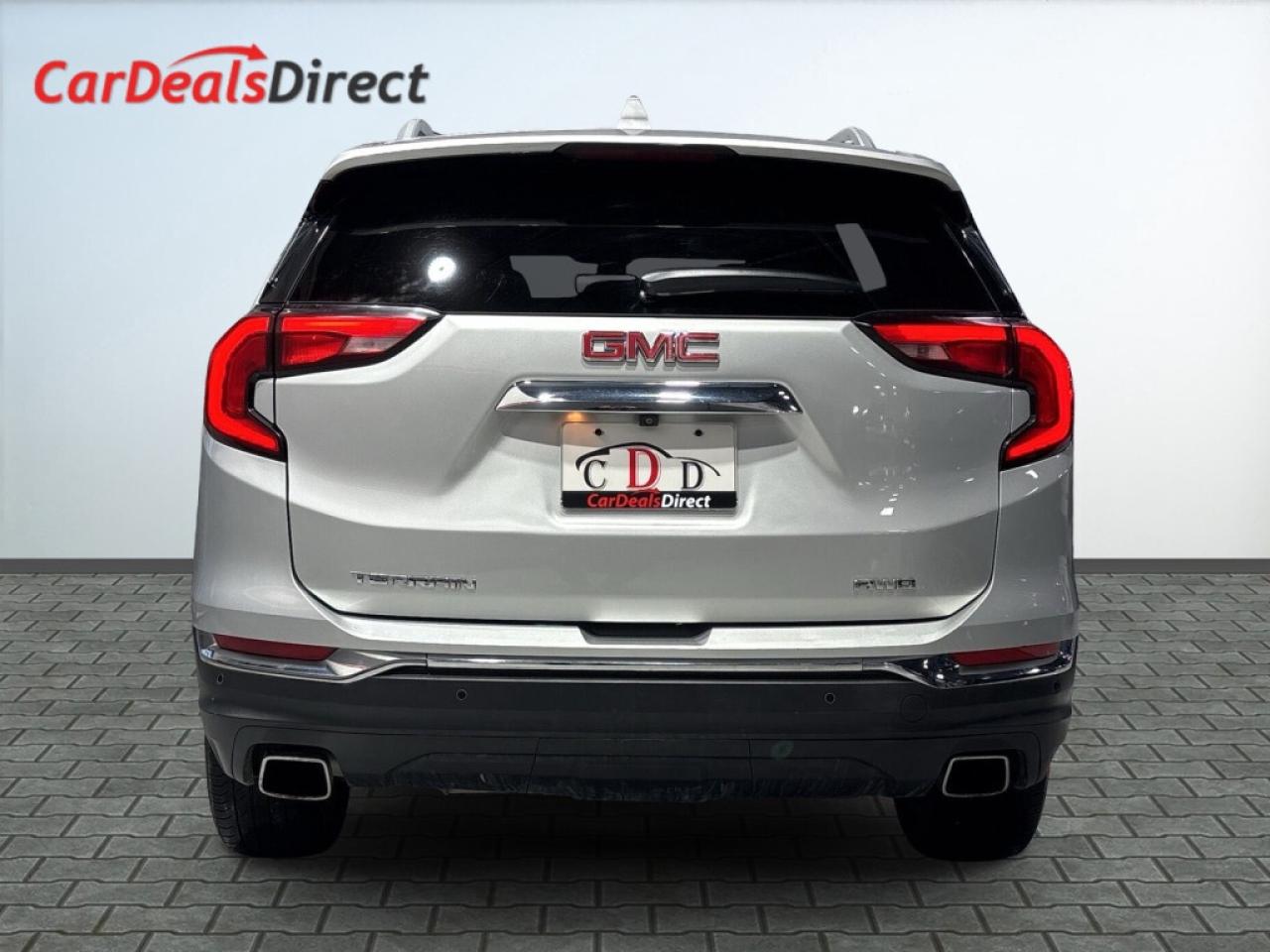 2020 GMC Terrain SLT   Leather   Panoramic Sunroof   AWD   Winter R Photo