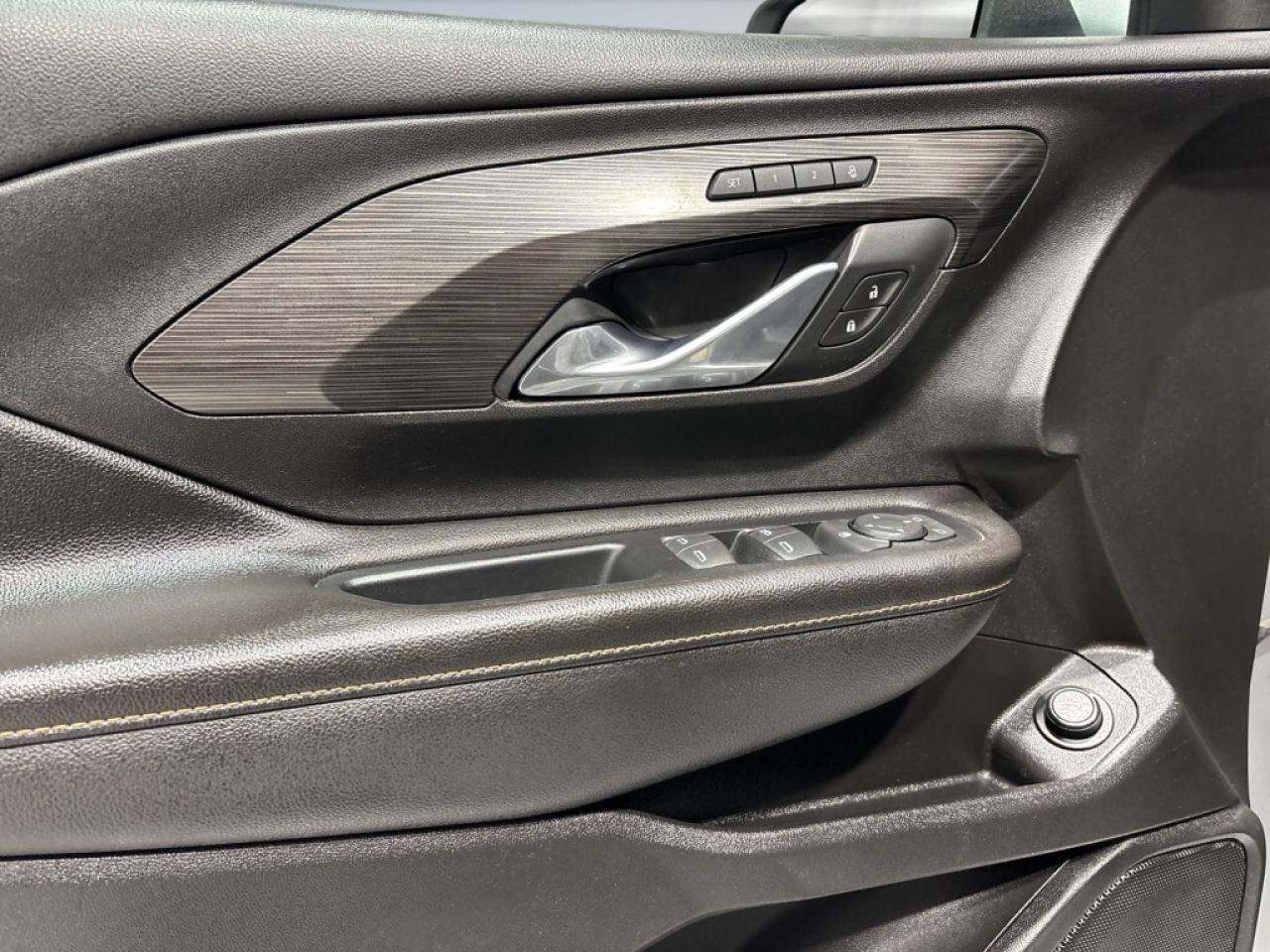 2020 GMC Terrain SLT   Leather   Panoramic Sunroof   AWD   Winter R Photo