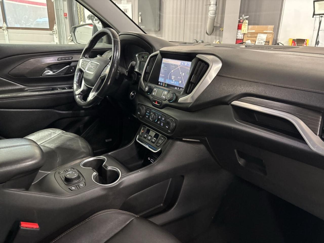 2020 GMC Terrain SLT   Leather   Panoramic Sunroof   AWD   Winter R Photo