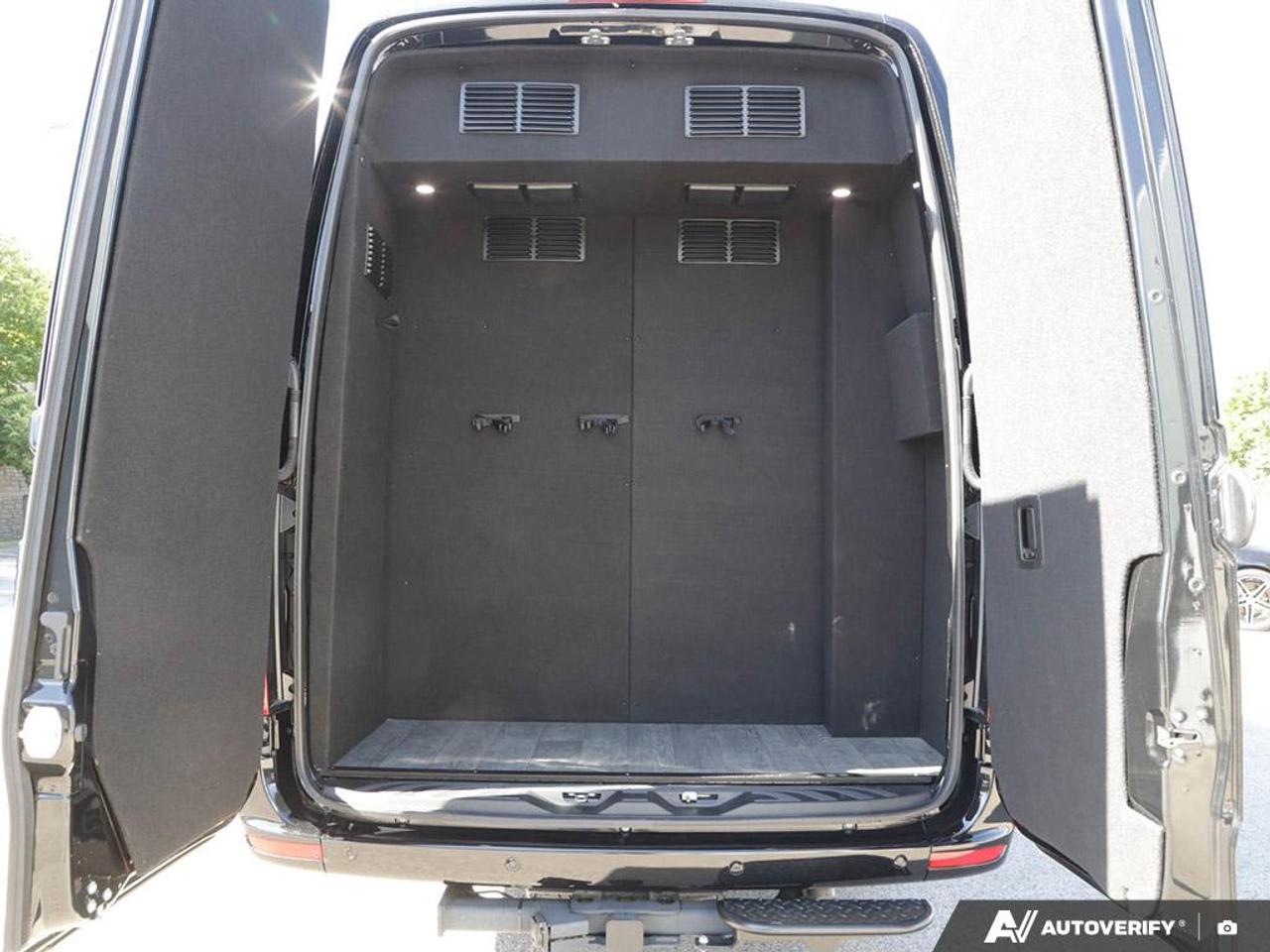 2025 Mercedes-Benz Sprinter 3500 High Roof 4-Cyl Diesel HO Sprinter 3500 Extended Cargo Van 170 in. WB Rear-Wheel Drive Photo