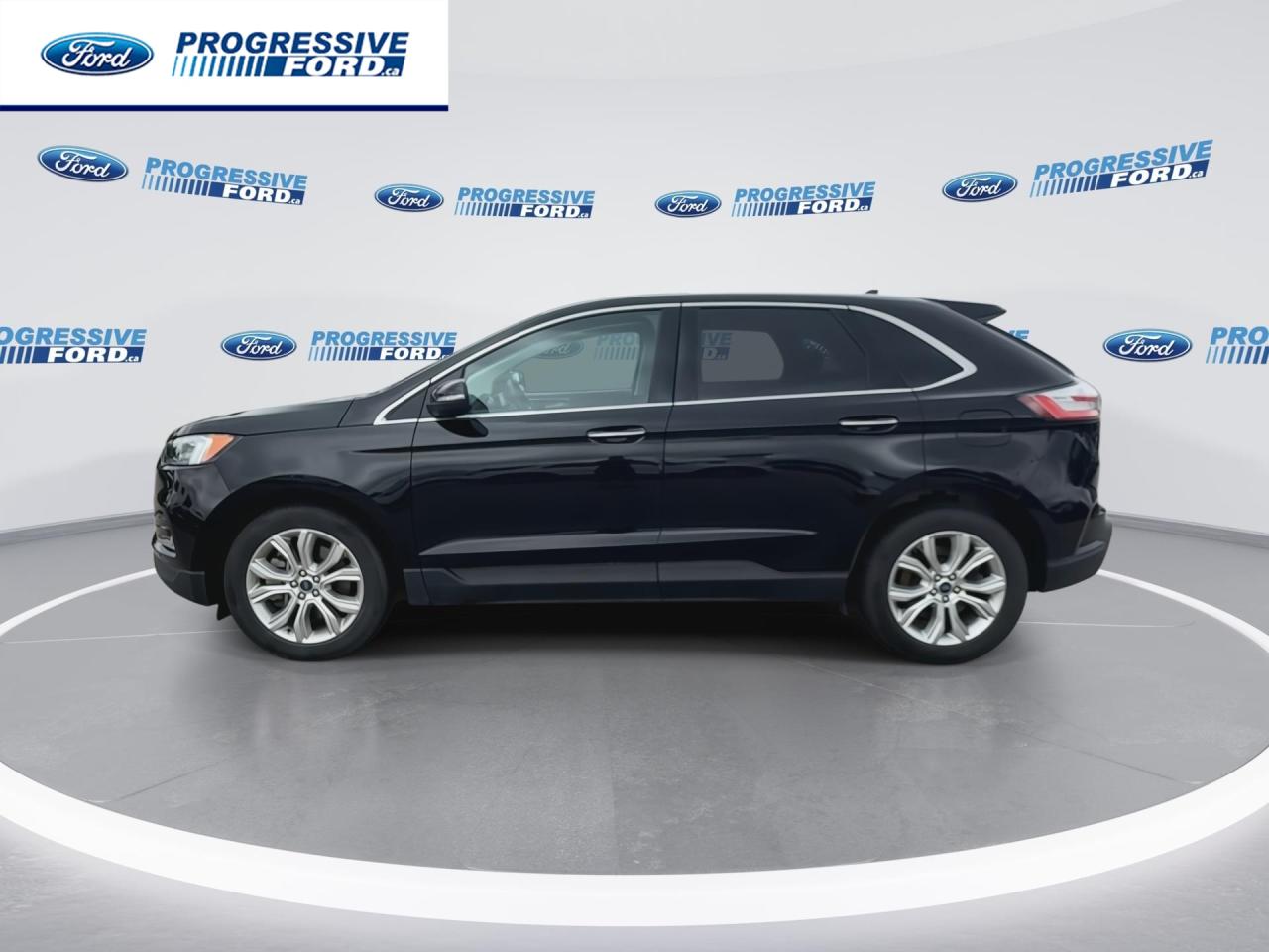 2022 Ford Edge TITANIUM 4DR ALL-WHEEL DRIVE Photo