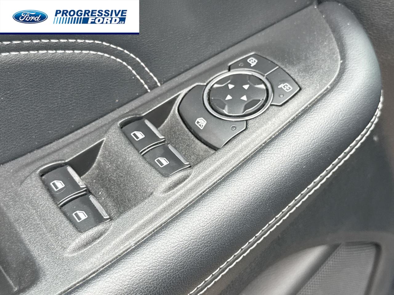 2022 Ford Edge TITANIUM 4DR ALL-WHEEL DRIVE Photo