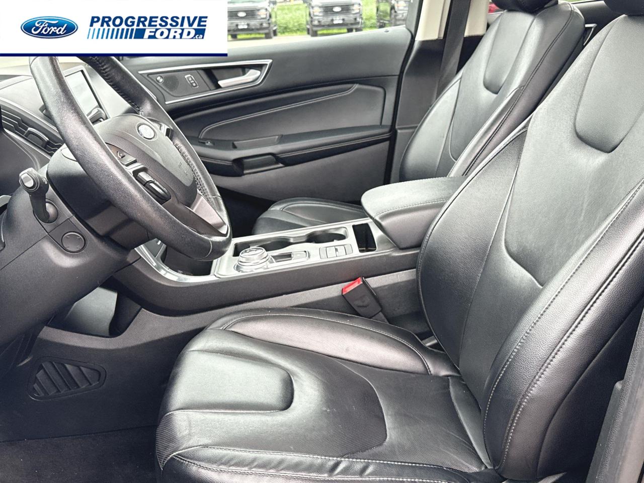 2022 Ford Edge TITANIUM 4DR ALL-WHEEL DRIVE Photo