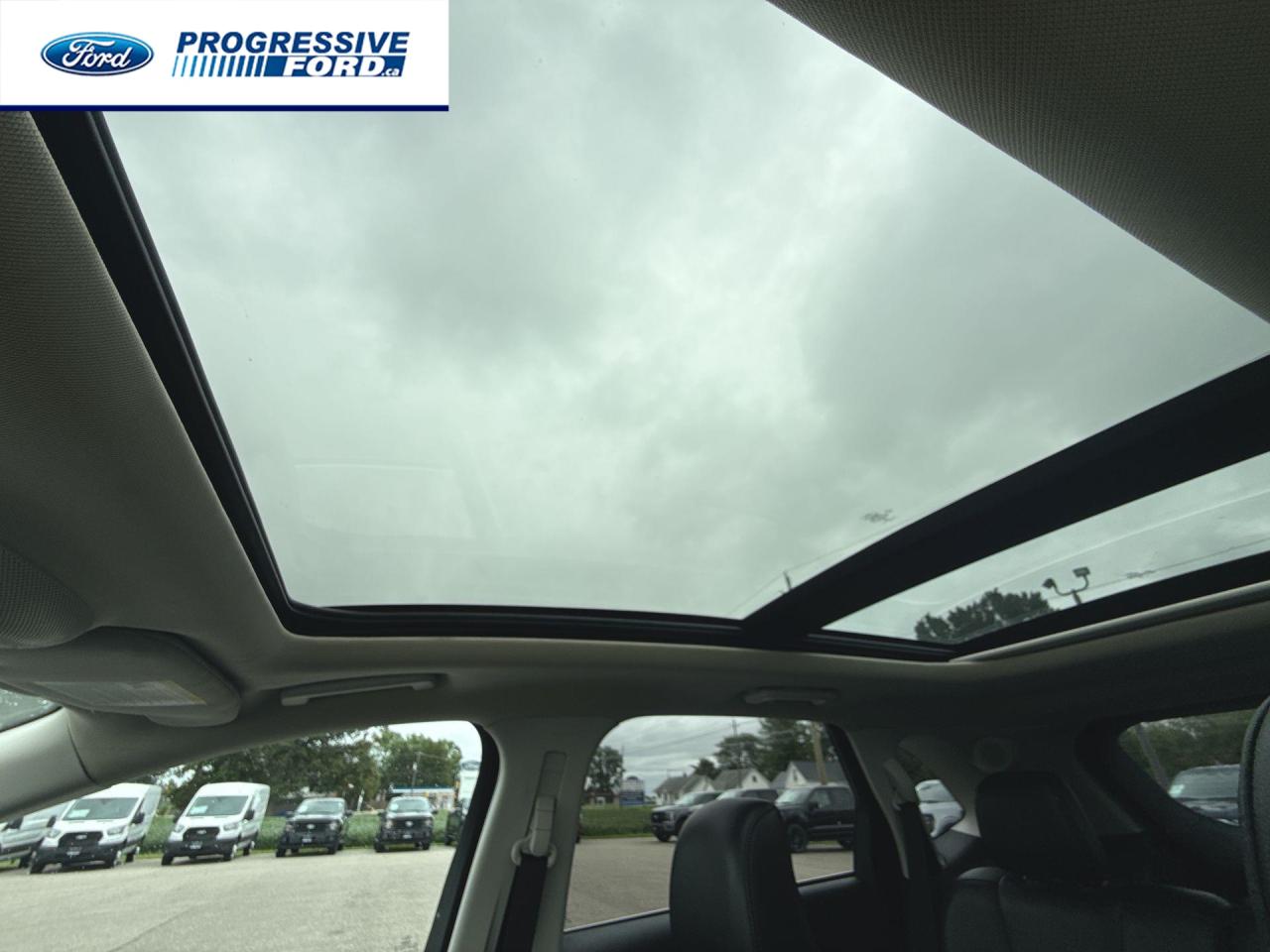 2022 Ford Edge TITANIUM 4DR ALL-WHEEL DRIVE Photo