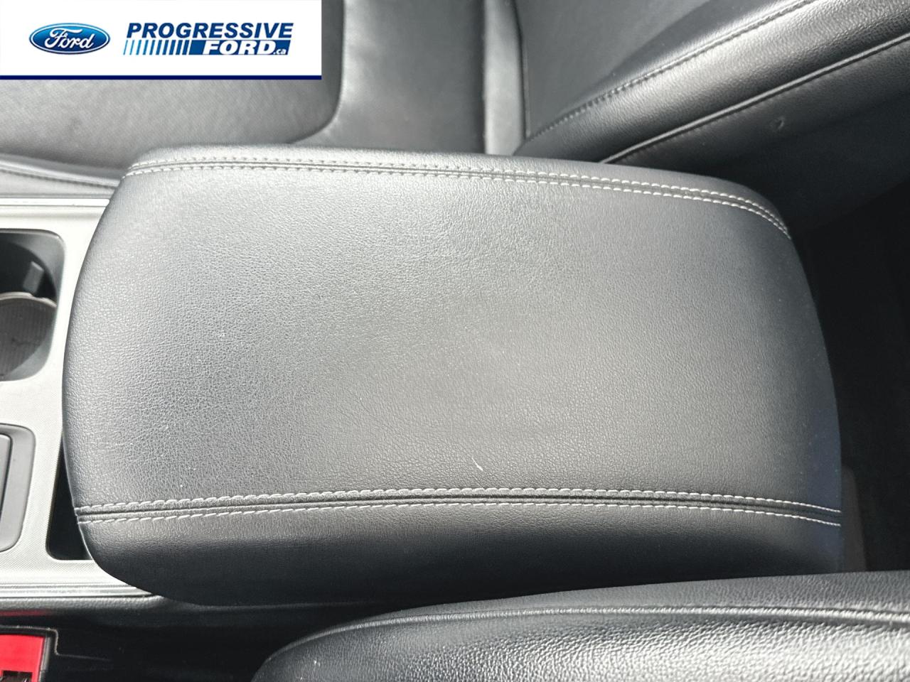 2022 Ford Edge TITANIUM 4DR ALL-WHEEL DRIVE Photo