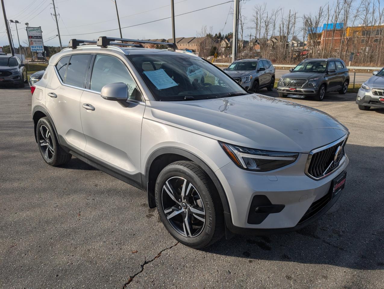 2023 Volvo XC40 B5 Plus Bright Theme 4dr All-Wheel Drive Sport Utility Photo
