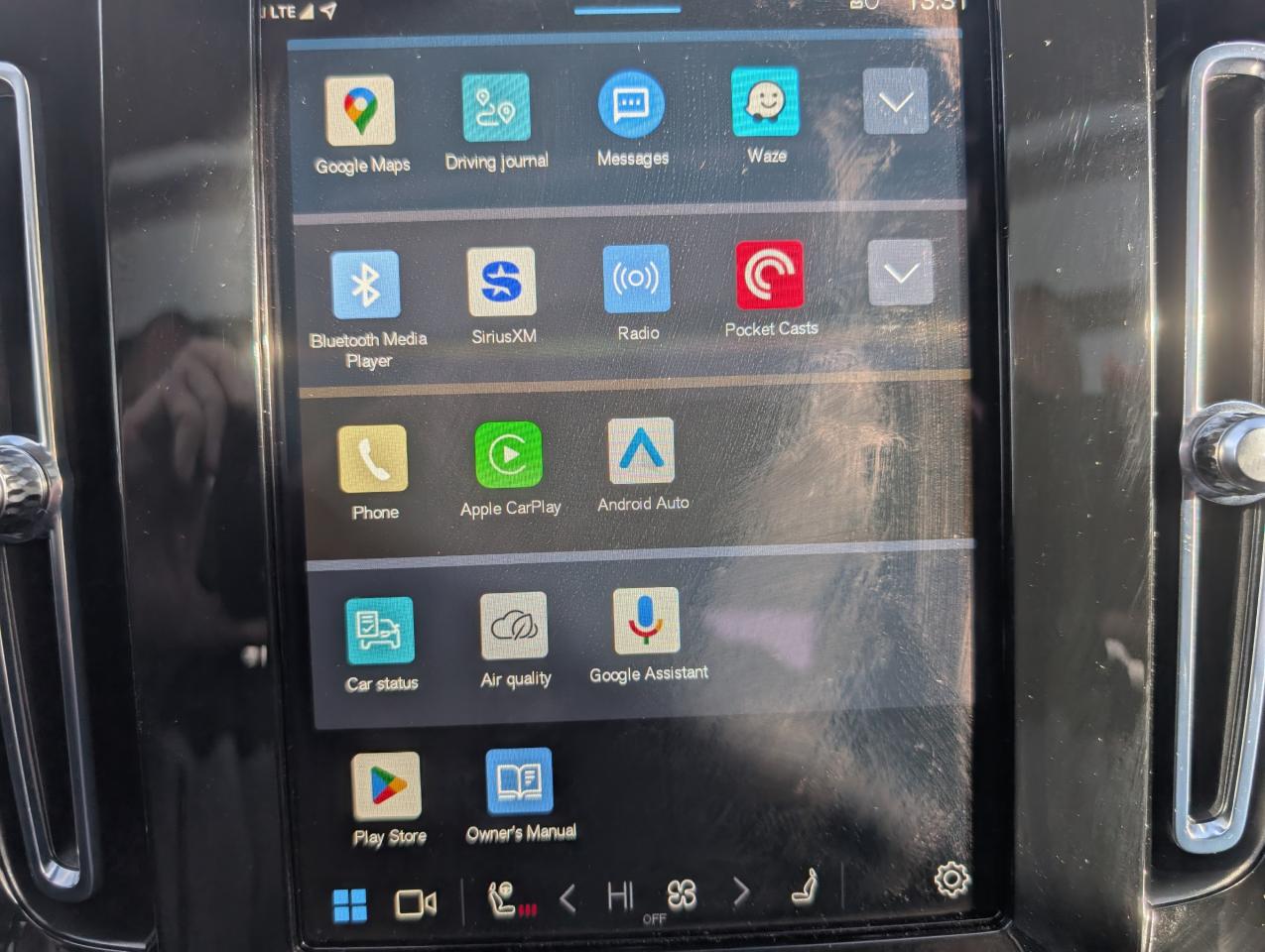 2023 Volvo XC40 B5 Plus Bright Theme 4dr All-Wheel Drive Sport Utility Photo