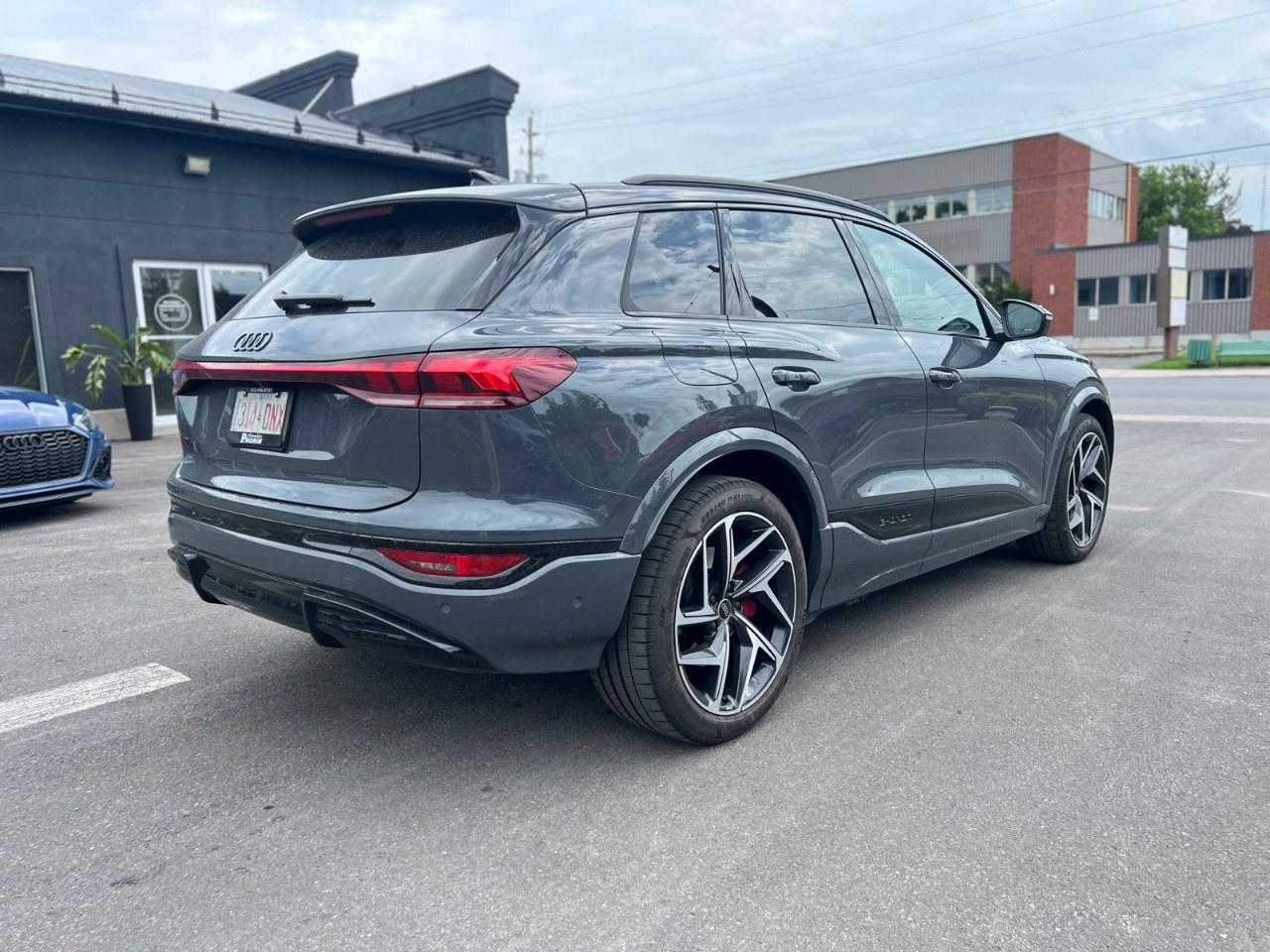 2025 Audi SQ6 e-tron quattro Technik Photo4