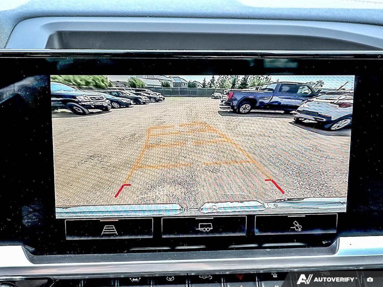 2023 GMC Sierra 1500 Crew Cab Short Box 4-Wheel Drive SLE Photo