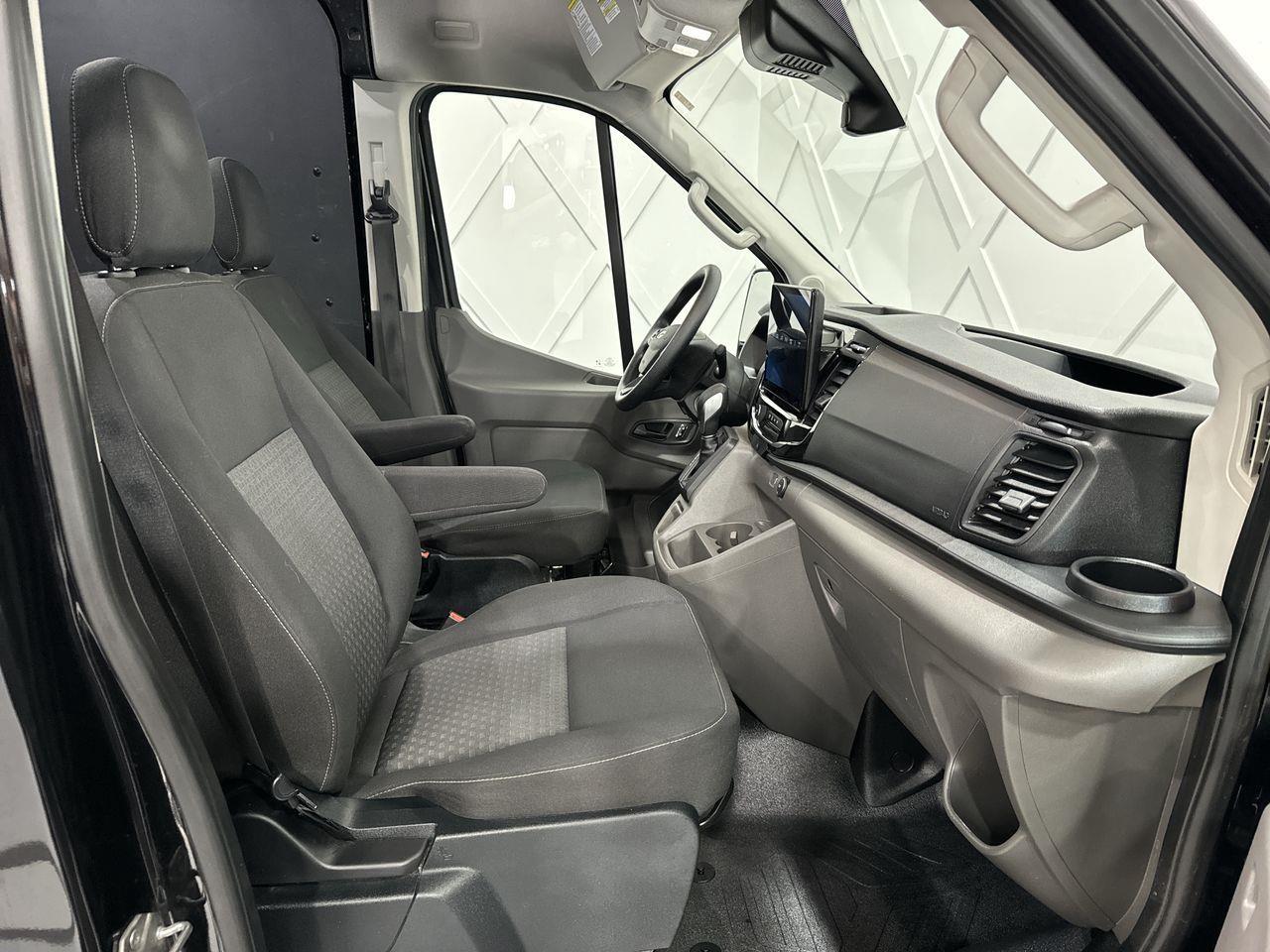 2023 Ford Transit  Photo
