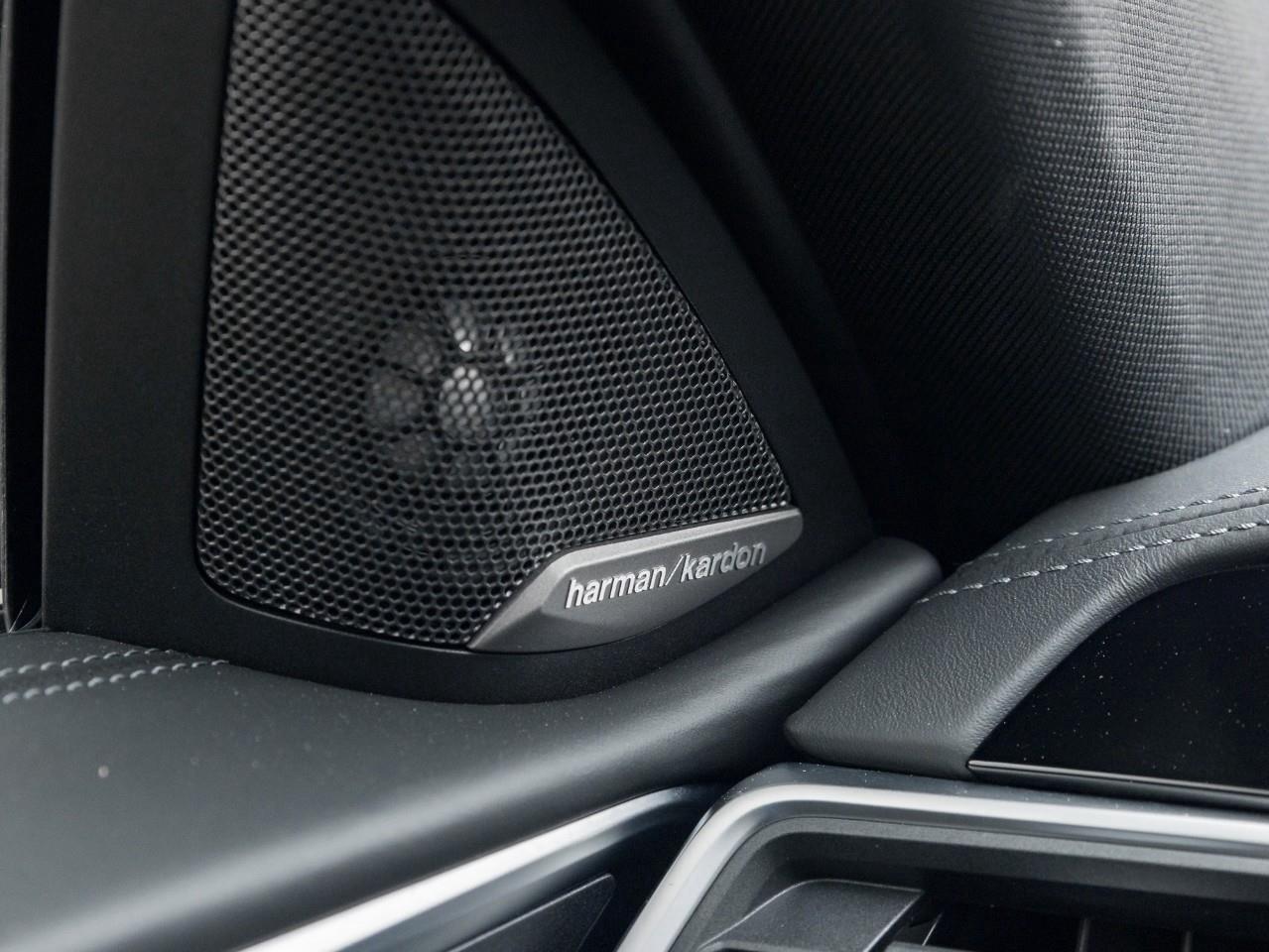 2021 BMW M4 Base 2dr Rear-Wheel Drive Coupe Photo