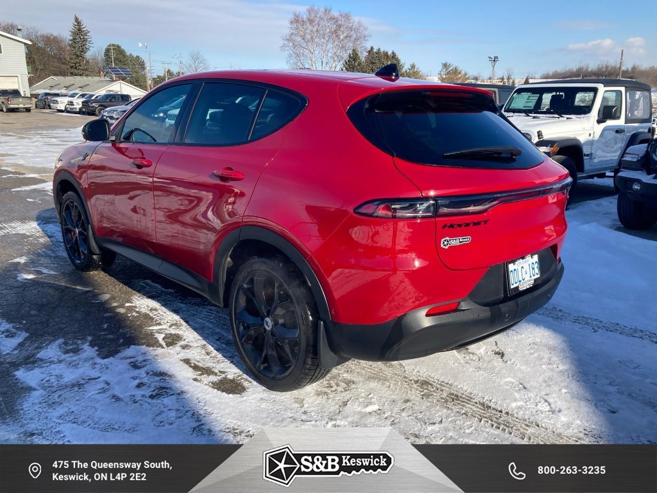2024 Dodge Hornet GT Plus 4dr All-Wheel Drive Photo2