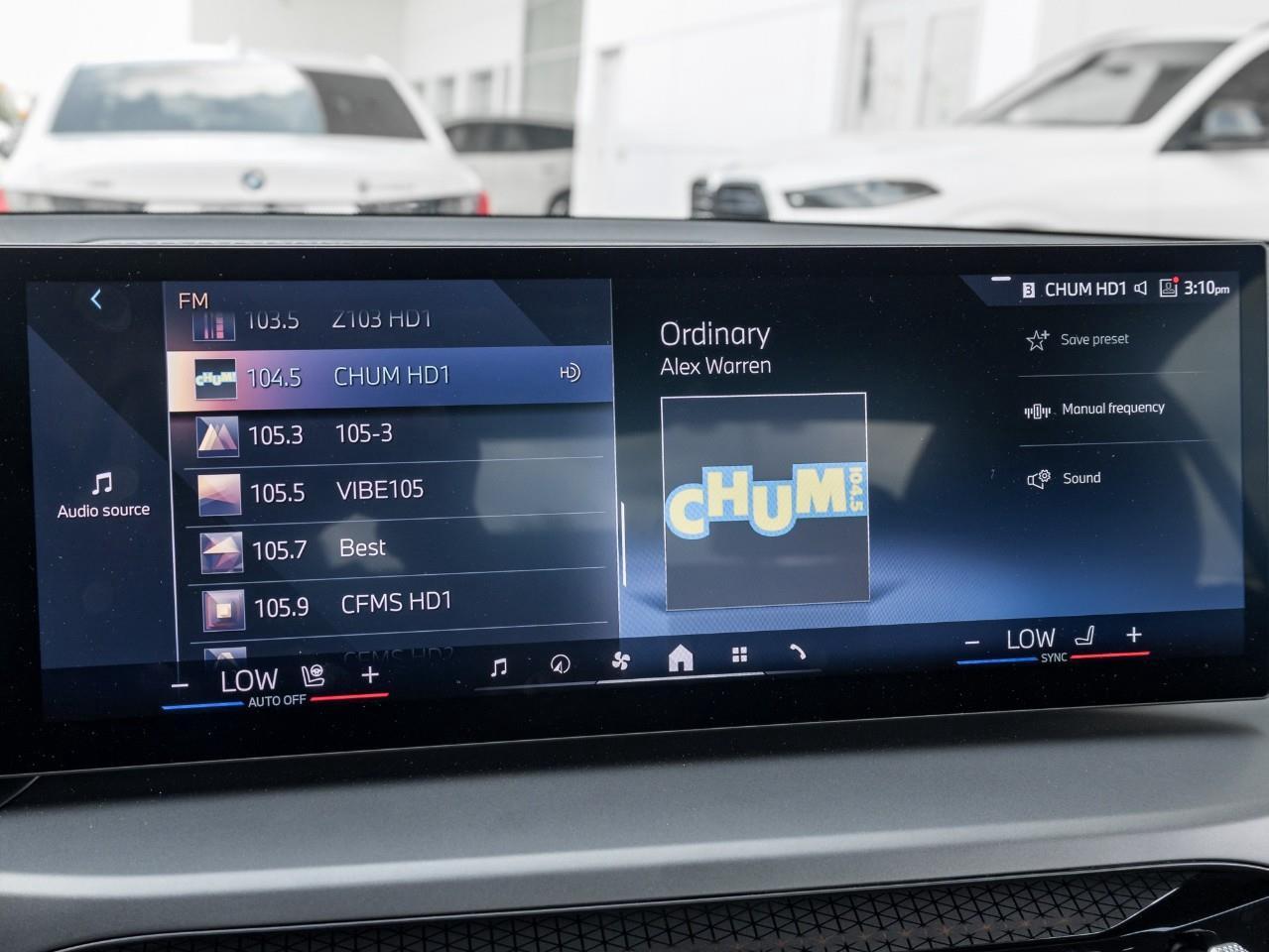 2025 BMW 330 i xDrive 4dr All-Wheel Drive Sedan Photo