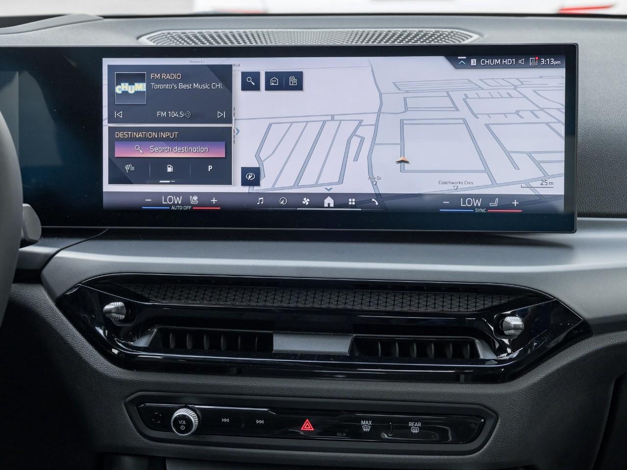 2025 BMW 330 i xDrive 4dr All-Wheel Drive Sedan Photo