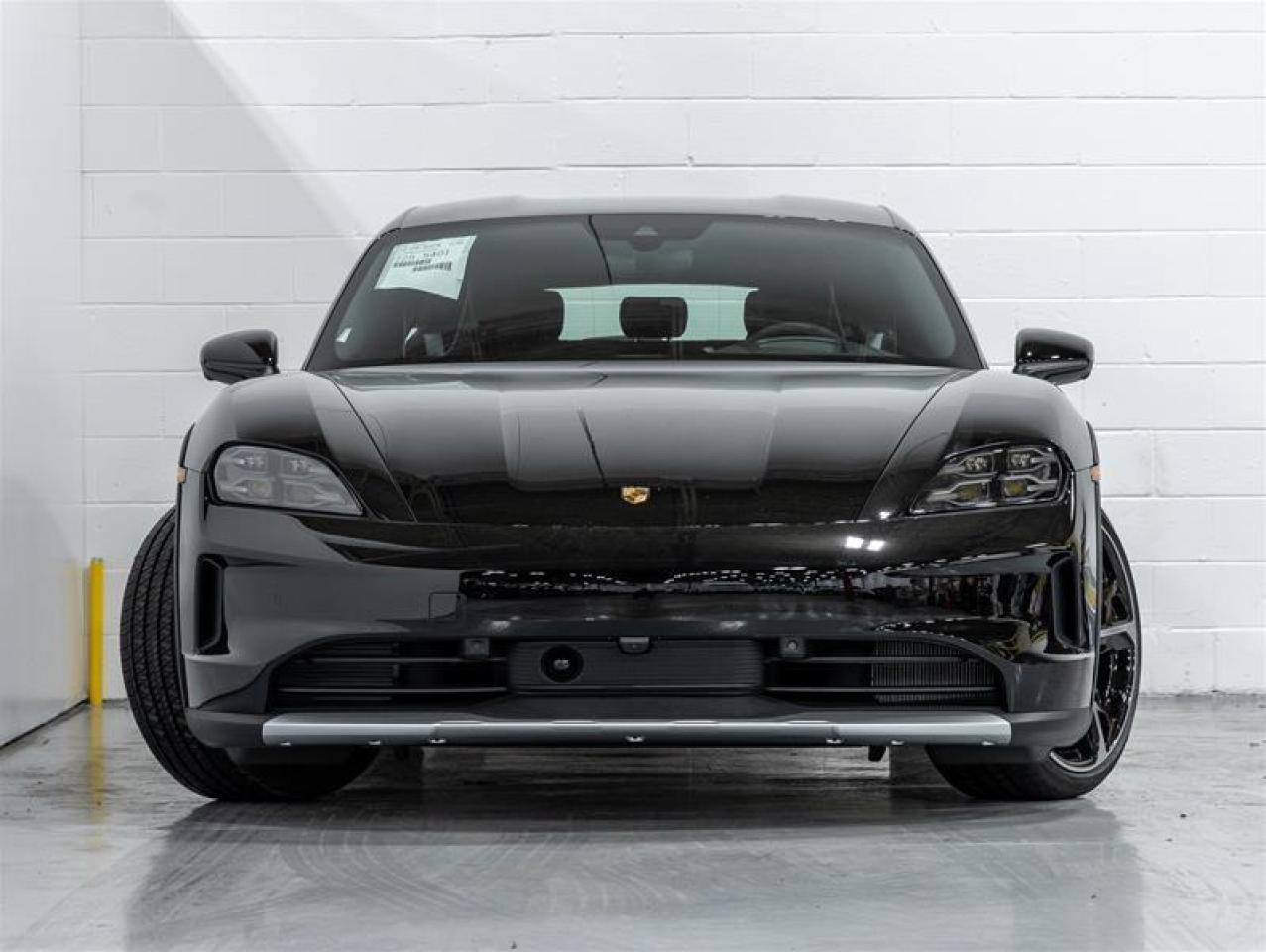 2025 Porsche Taycan  Photo3