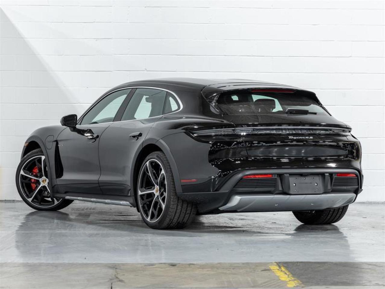 2025 Porsche Taycan  Photo