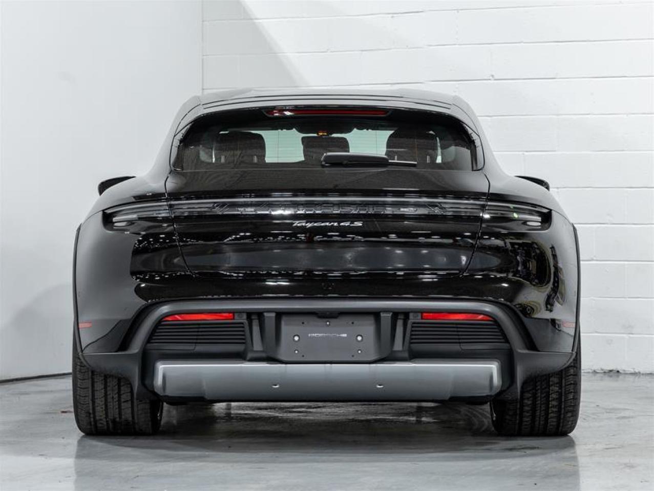 2025 Porsche Taycan  Photo