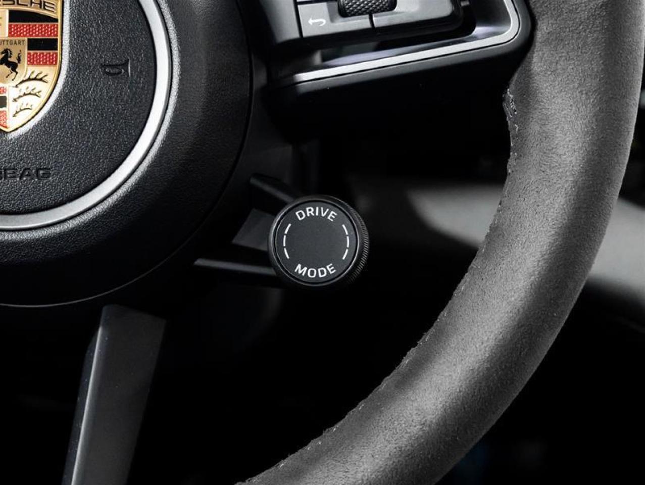 2025 Porsche Taycan  Photo