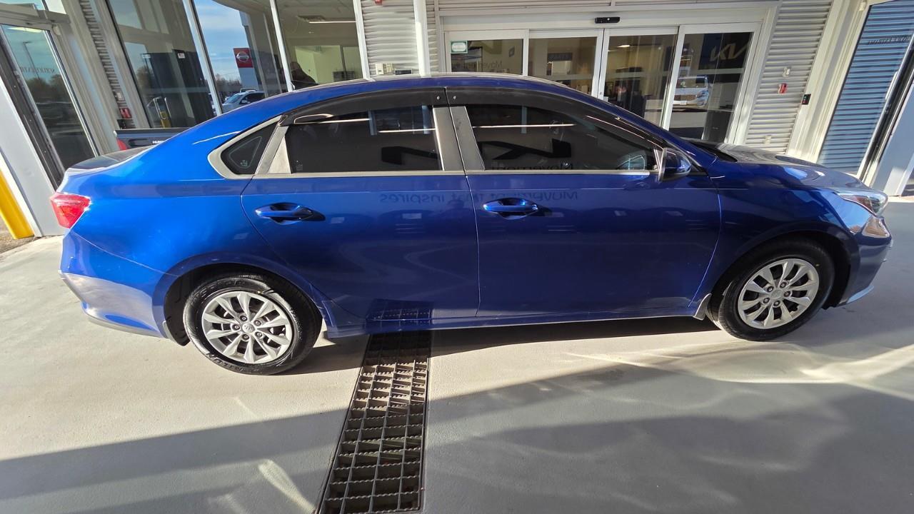 2021 Kia Forte LX 4dr Sedan Photo