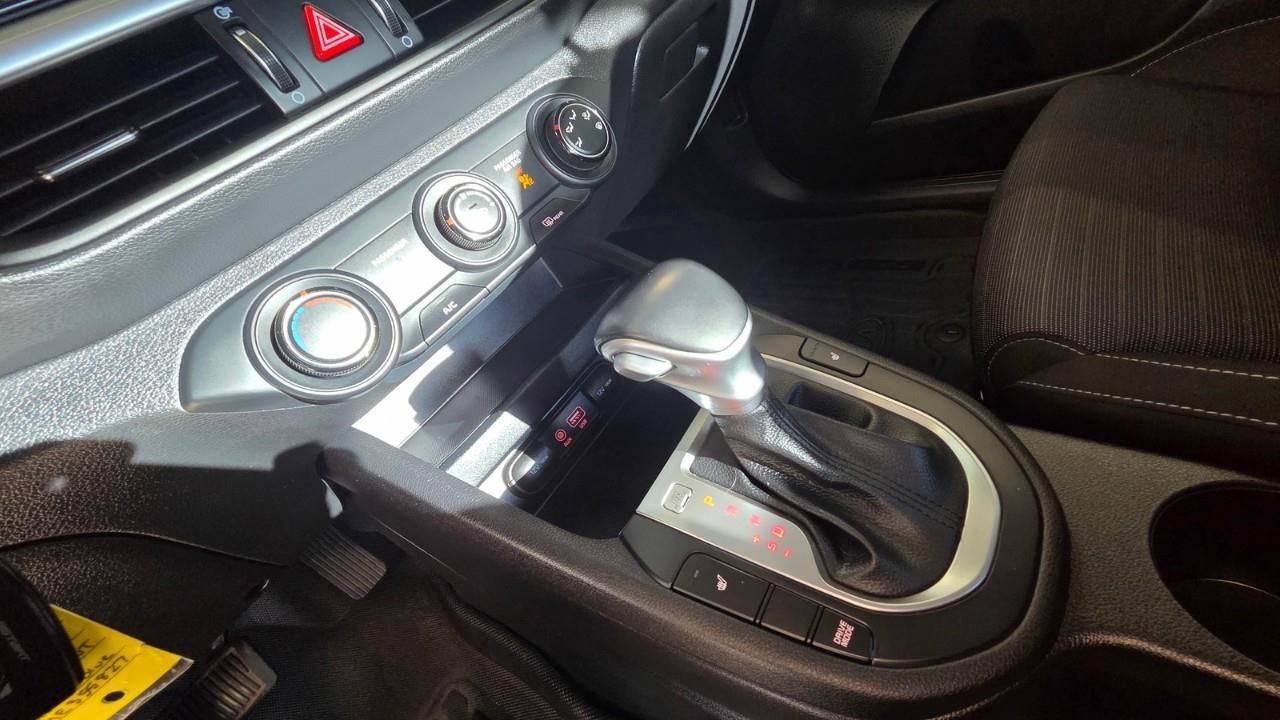 2021 Kia Forte LX 4dr Sedan Photo