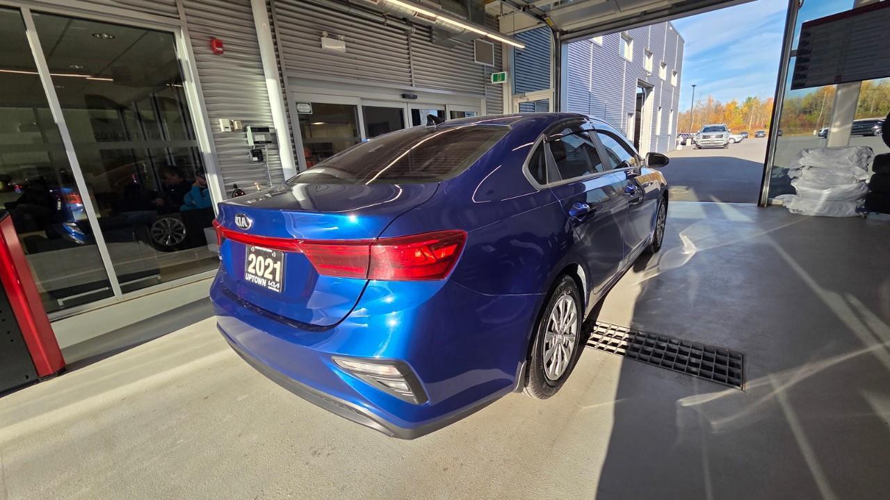 2021 Kia Forte LX 4dr Sedan Photo4