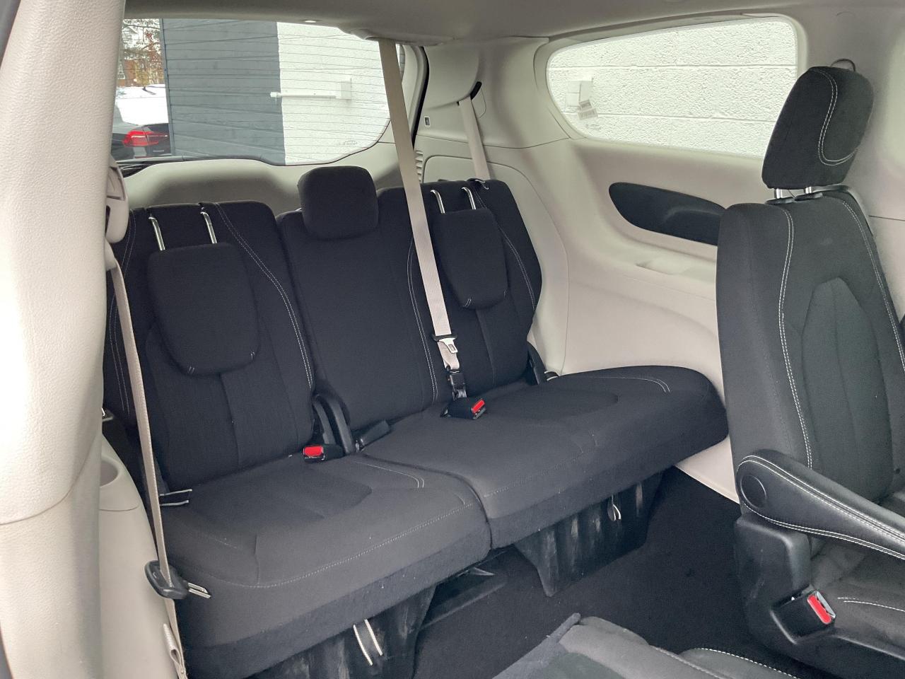 2024 Chrysler Grand Caravan SXT Front-Wheel Drive Passenger Van Photo