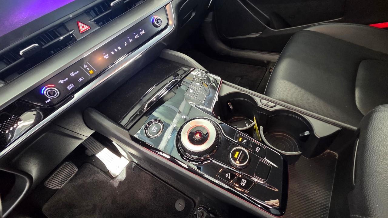 2023 Kia Sportage Hybrid EX 4dr All-Wheel Drive Photo