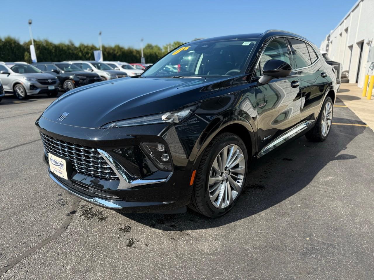 2025 Buick Envision Avenir 4dr All-Wheel Drive Photo3