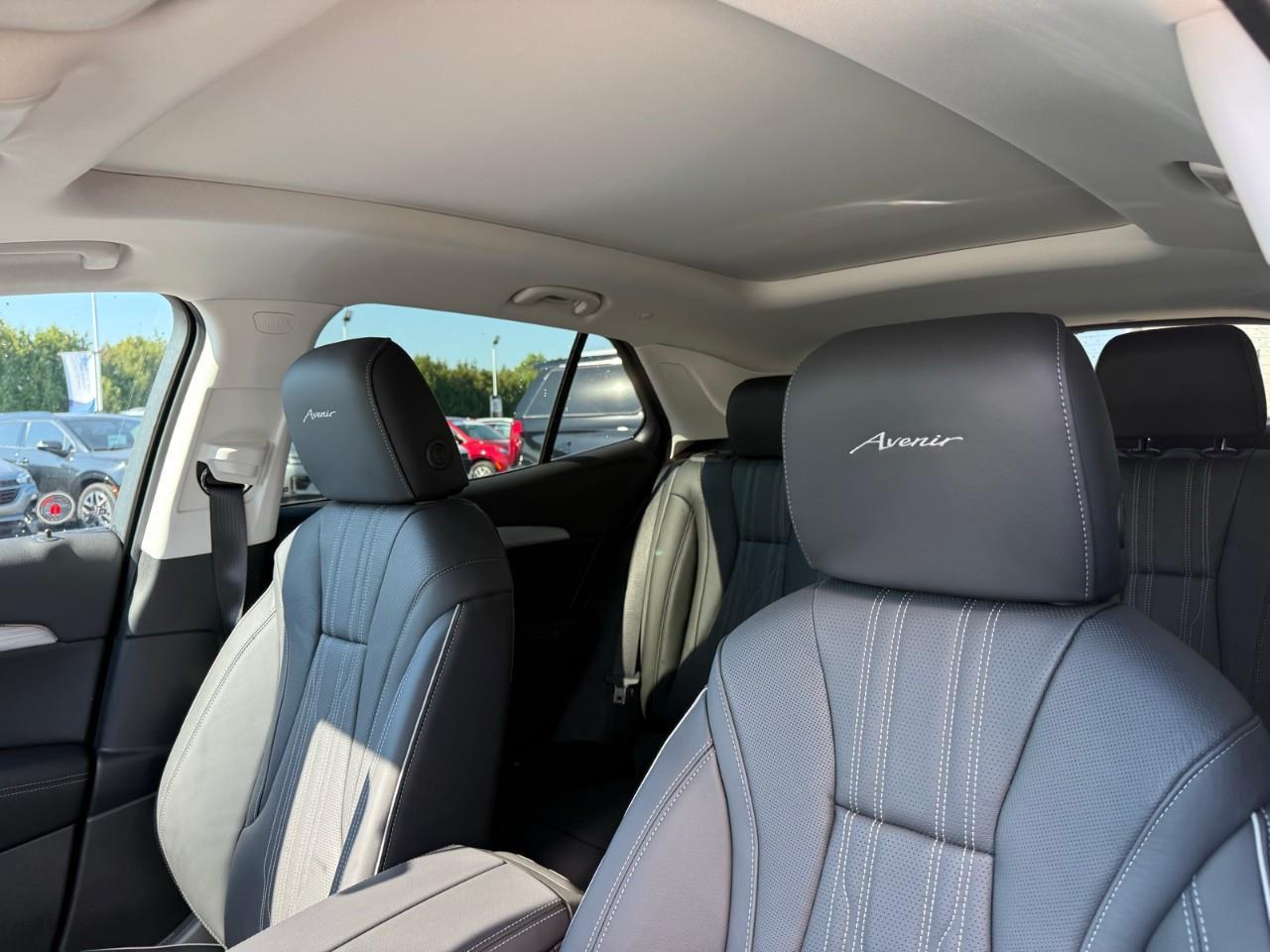 2025 Buick Envision Avenir 4dr All-Wheel Drive Photo