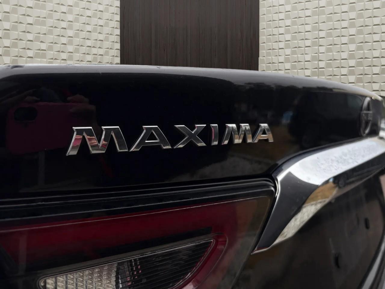 2023 Nissan Maxima SL 4dr Sedan Photo4