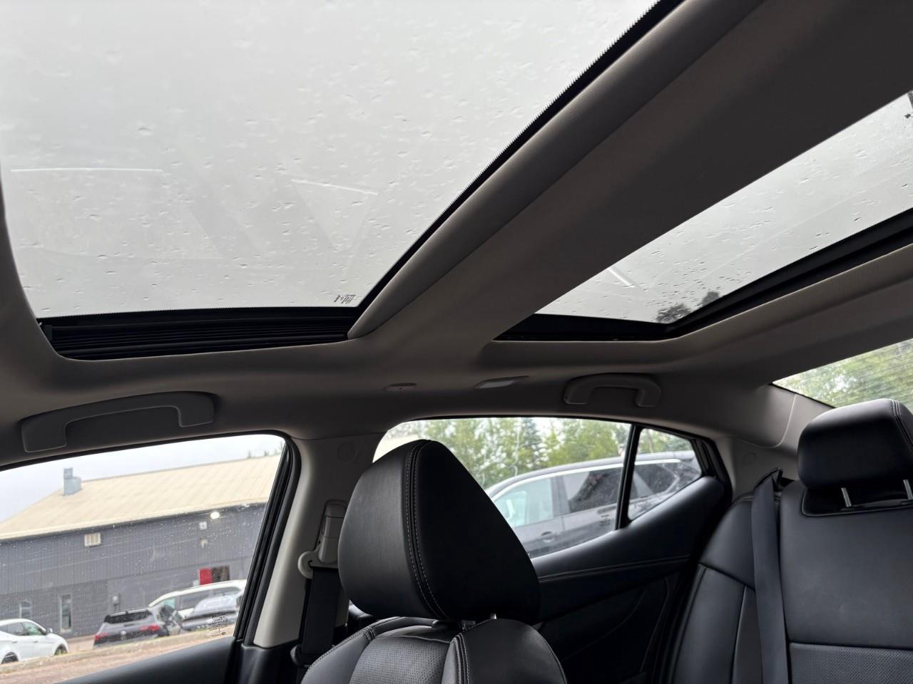 2023 Nissan Maxima SL 4dr Sedan Photo