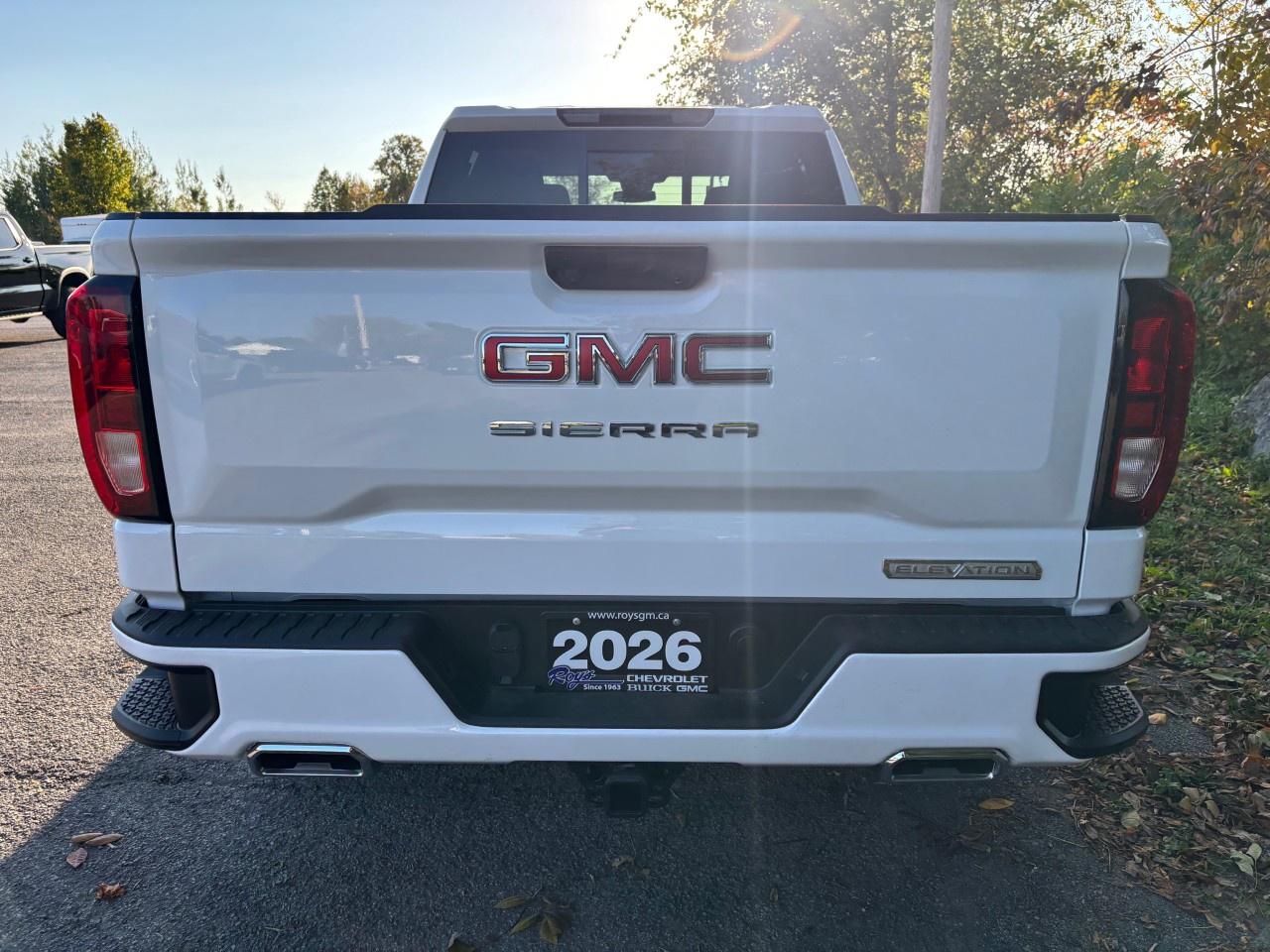 2026 GMC Sierra 1500 Crew Cab Standard Box 4-Wheel Drive Elevation Photo