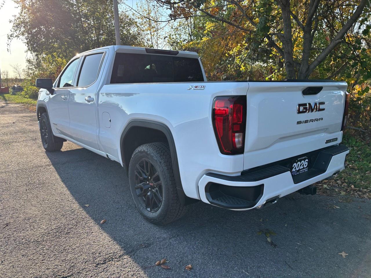 2026 GMC Sierra 1500 Crew Cab Standard Box 4-Wheel Drive Elevation Photo