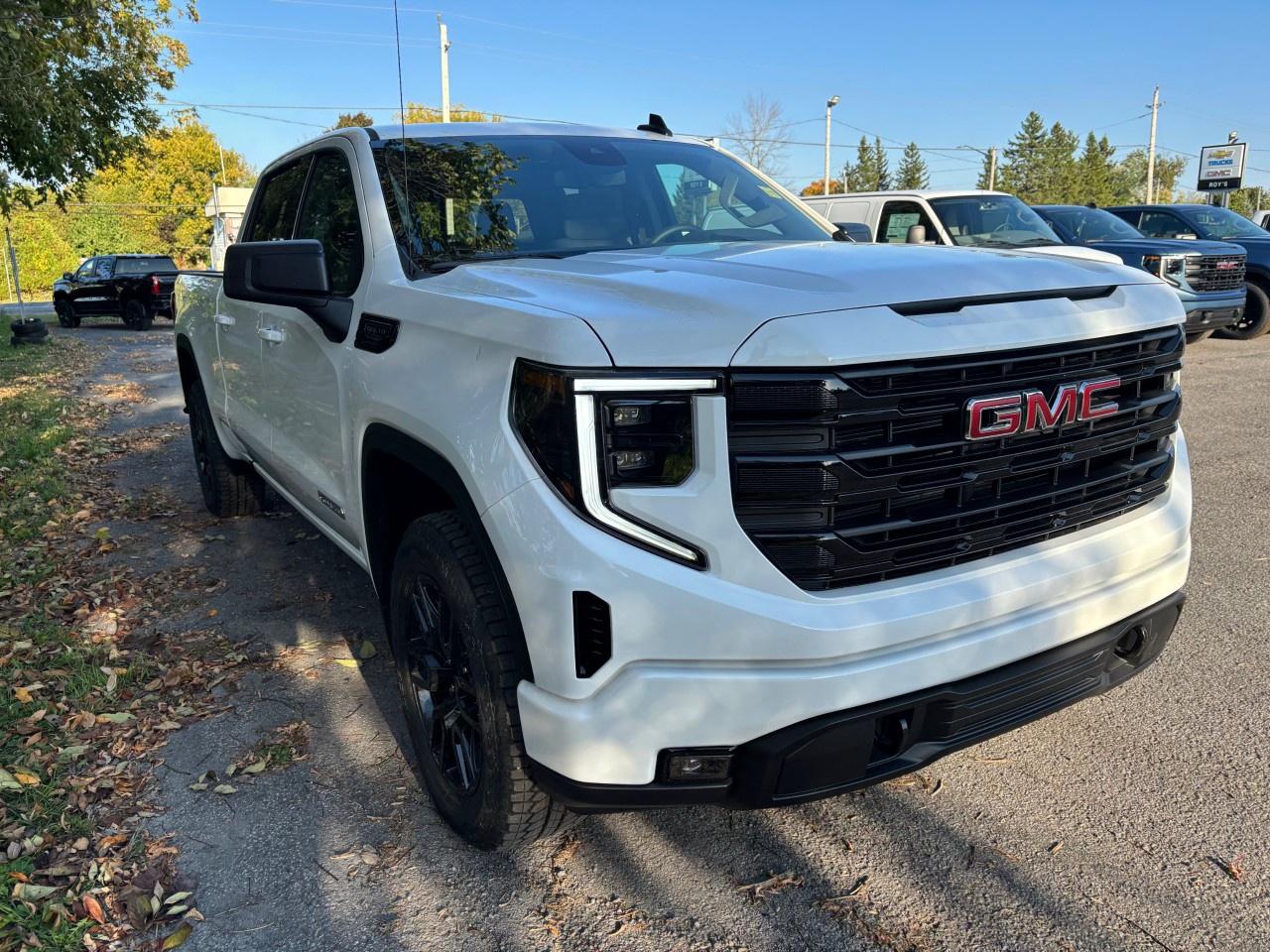 2026 GMC Sierra 1500 Crew Cab Standard Box 4-Wheel Drive Elevation Photo