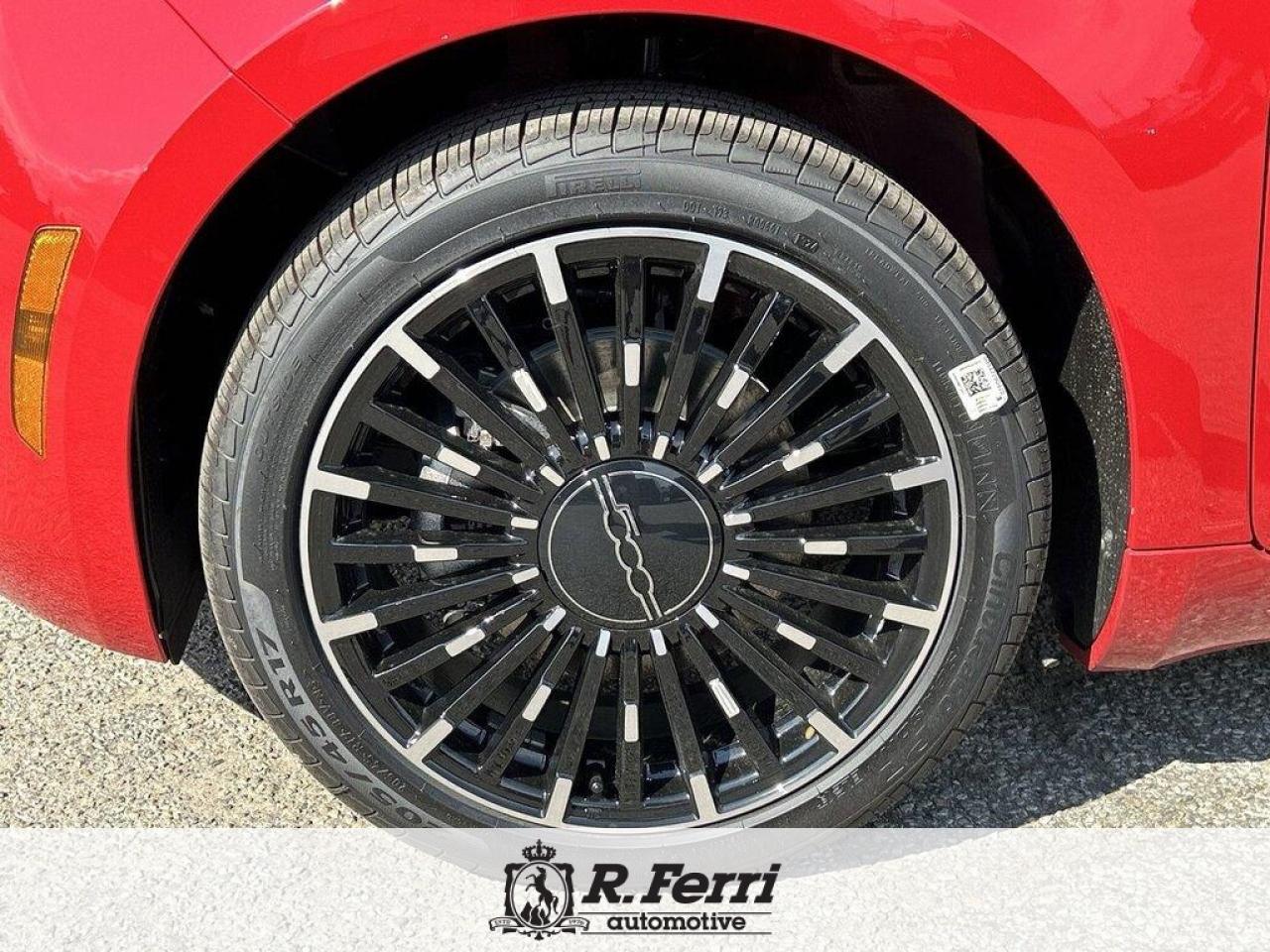 2025 Fiat 500E Base 2dr Hatchback Photo