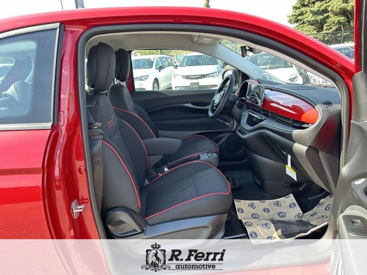 2025 Fiat 500E Base 2dr Hatchback Photo