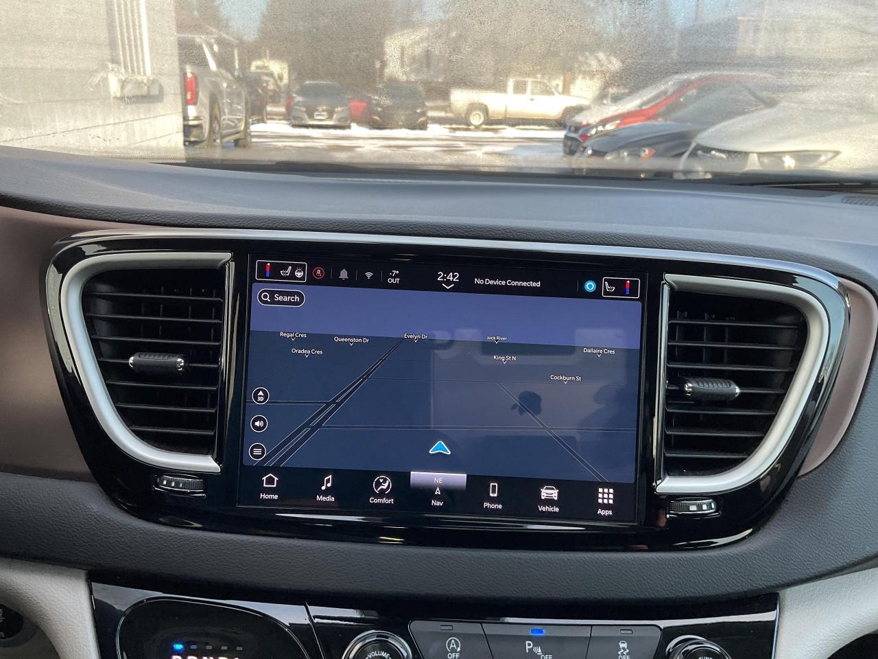 2024 Chrysler Grand Caravan SXT Front-Wheel Drive Passenger Van Photo