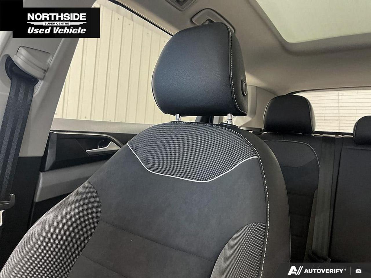2023 Volkswagen Taos Comfortline 4dr Front-Wheel Drive Photo