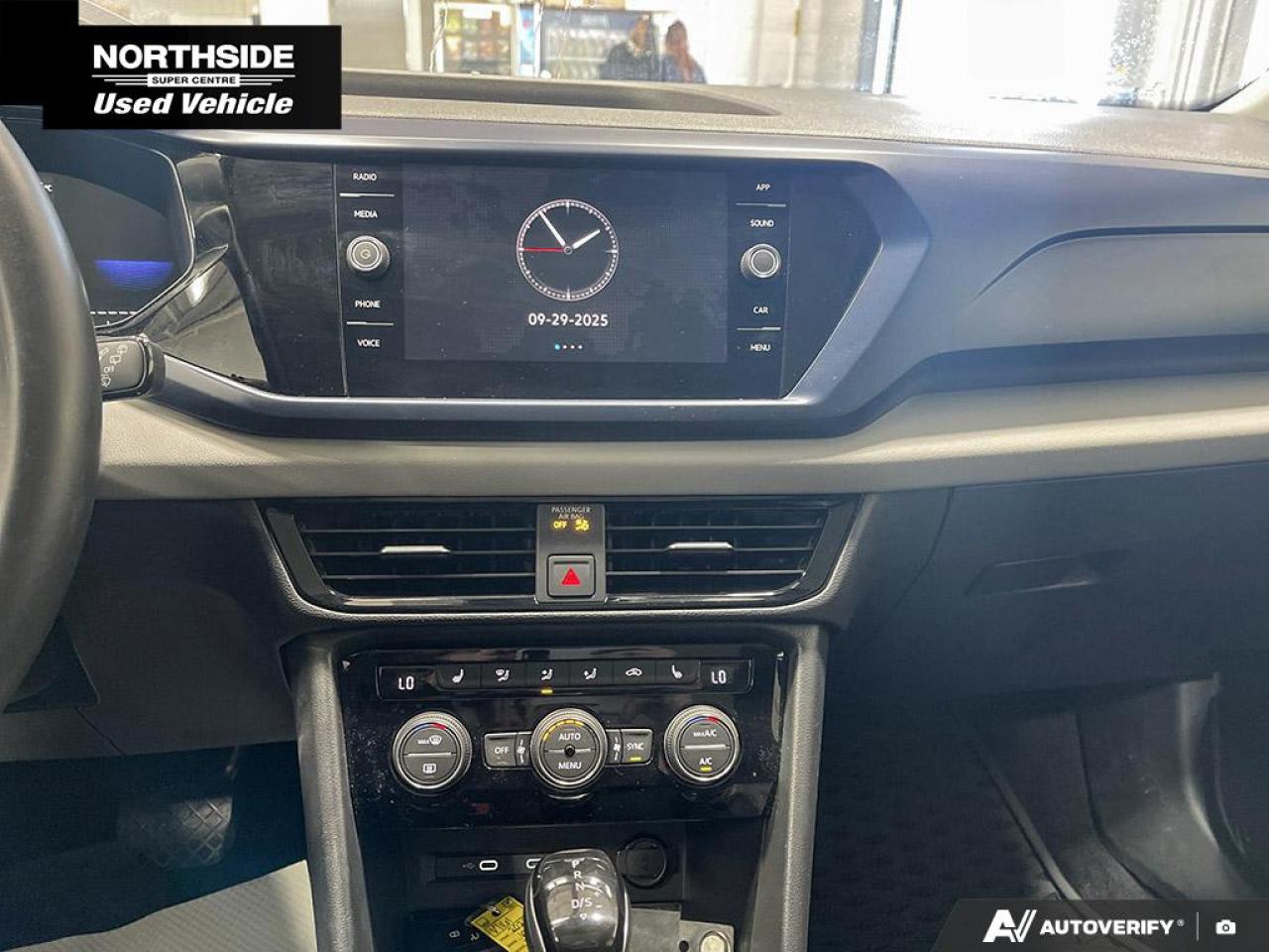 2023 Volkswagen Taos Comfortline 4dr Front-Wheel Drive Photo