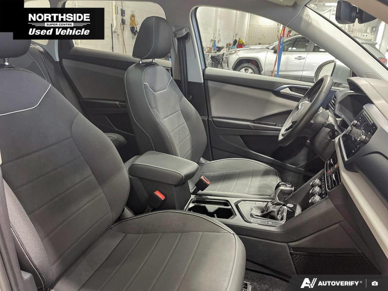 2023 Volkswagen Taos Comfortline 4dr Front-Wheel Drive Photo