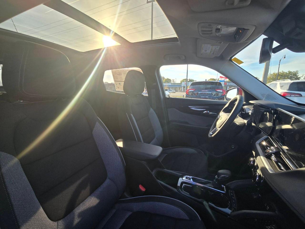 2026 Chevrolet TrailBlazer AWD 4dr LT Photo4