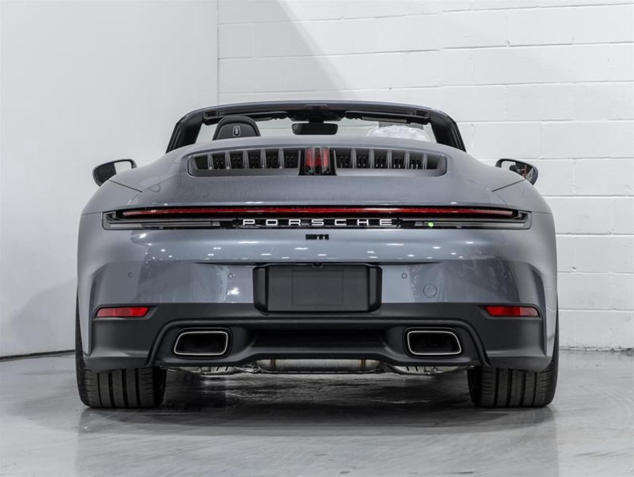 2025 Porsche 911  Photo