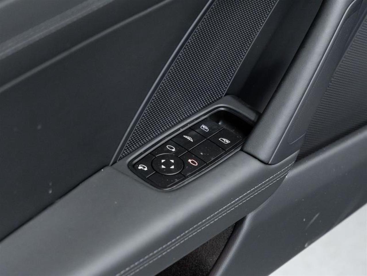 2025 Porsche 911  Photo