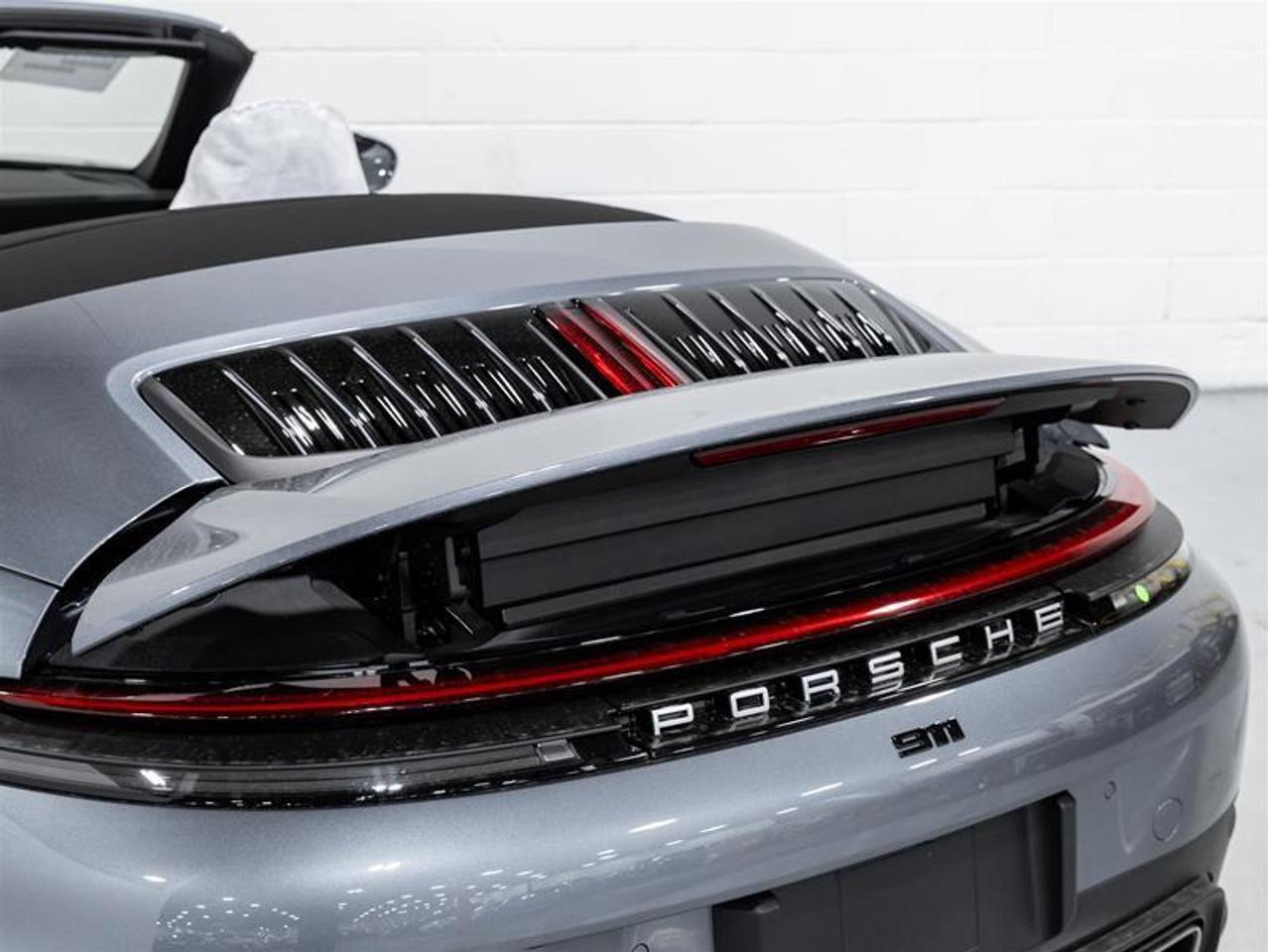 2025 Porsche 911  Photo