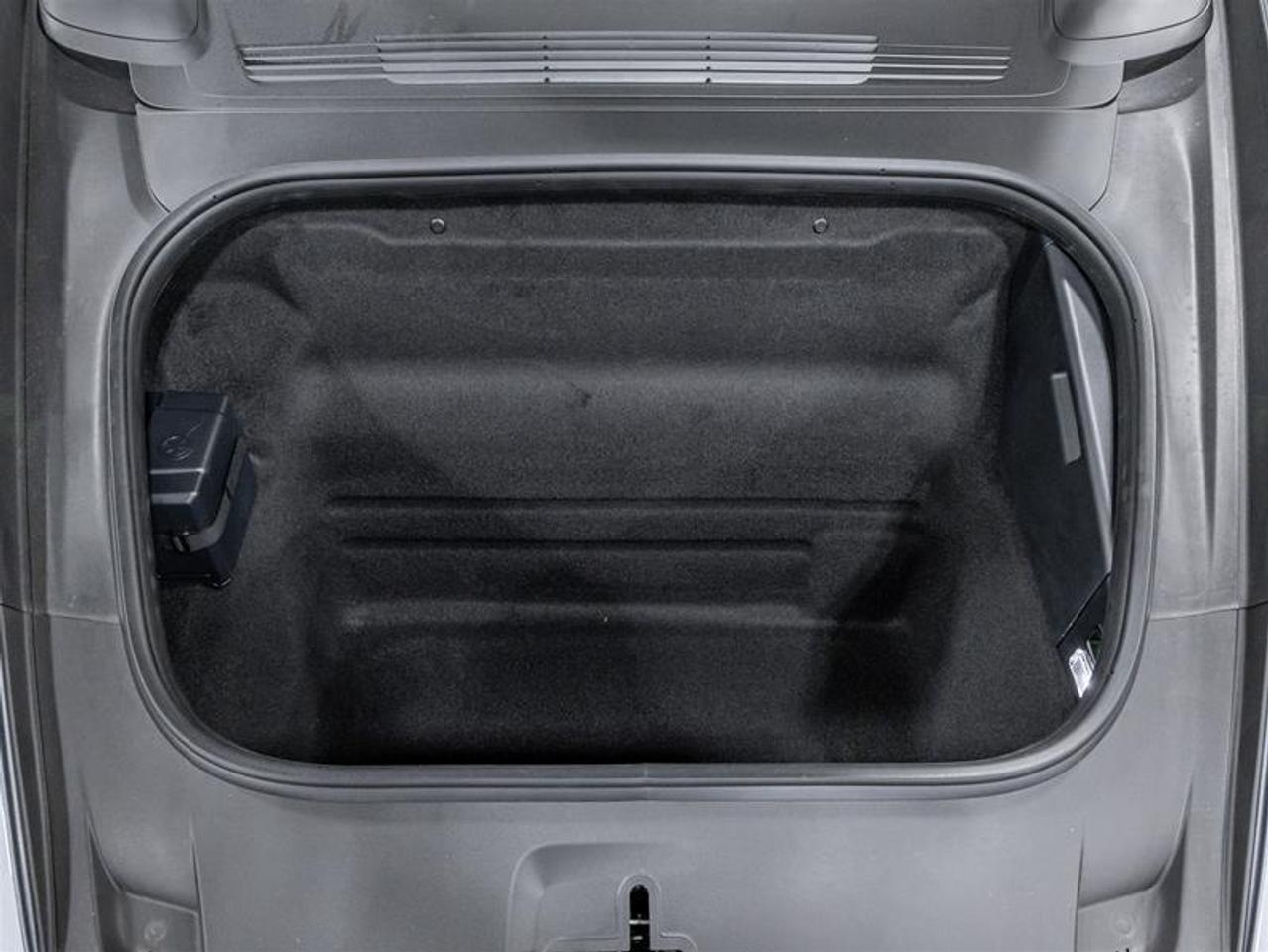 2025 Porsche 911  Photo