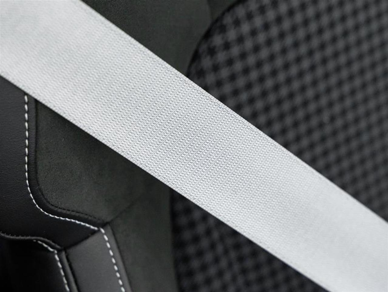 2025 Porsche Taycan  Photo