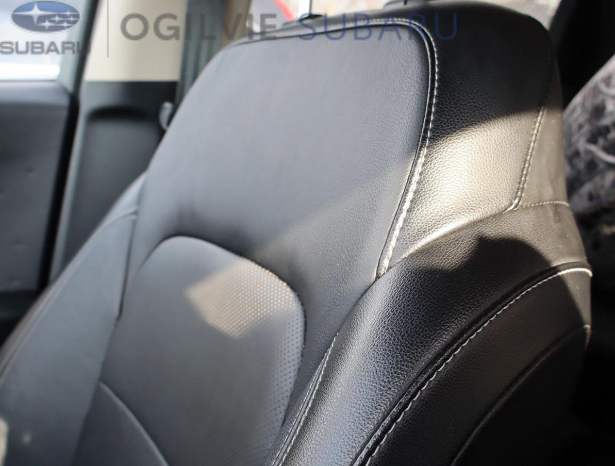 2020 Ford Escape Titanium Hybrid 4dr Front-Wheel Drive Photo