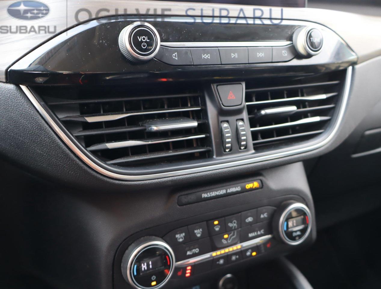 2020 Ford Escape Titanium Hybrid 4dr Front-Wheel Drive Photo