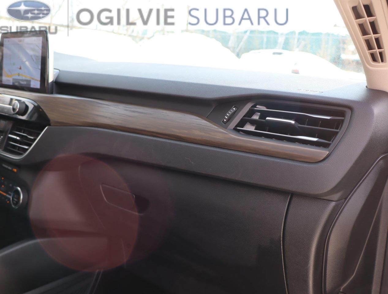 2020 Ford Escape Titanium Hybrid 4dr Front-Wheel Drive Photo